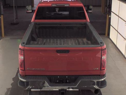 Used 2024 Chevrolet Silverado 3500 LTZ w/ LTZ Convenience Package AWD/4WD image 8
