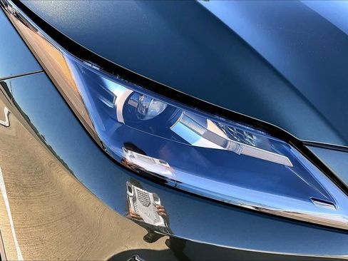 Used 2022 Lexus RX 350 w/ Premium Package image 28