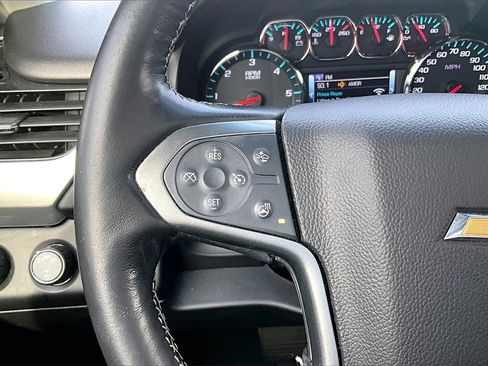 Used 2019 Chevrolet Suburban LT w/ LT Signature Package image 11