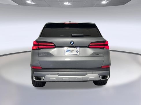 Used 2026 BMW X5 sDrive40i w/ Climate Comfort Package RWD image 10