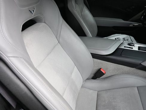 Used 2014 Chevrolet Corvette Stingray Convertible RWD image 50