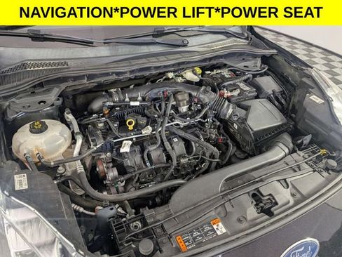 Used 2020 Ford Escape Titanium AWD/4WD image 35