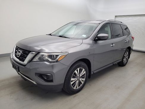 Used 2020 Nissan Pathfinder S AWD/4WD image 2