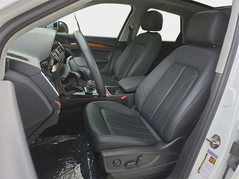 Used 2023 Audi Q5 2.0T Premium Plus w/ Premium Plus Package image 14