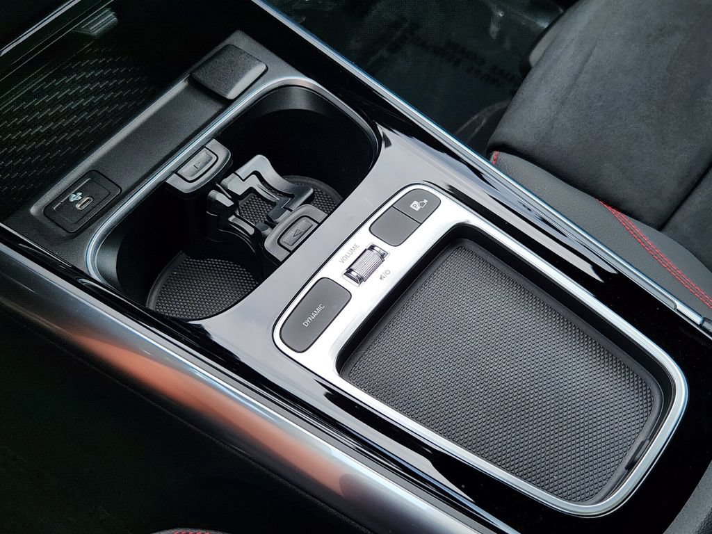 Certified 2025 Mercedes-Benz GLA 250 4MATIC image 19
