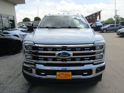 Used 2024 Ford F350 Lariat w/ Chrome Package AWD/4WD image 13