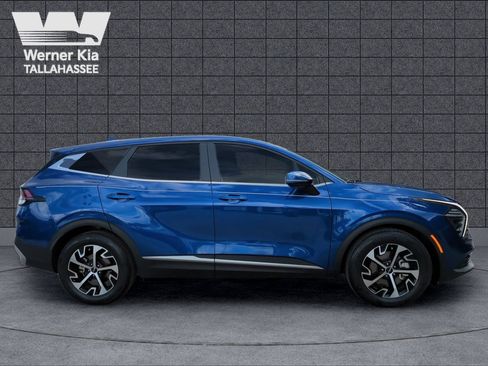 Certified 2024 Kia Sportage EX image 4