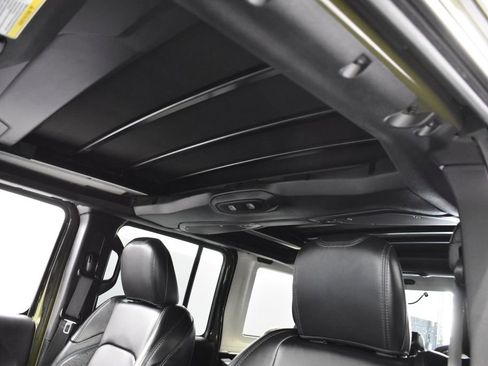 Used 2024 Jeep Wrangler High Altitude AWD/4WD image 17