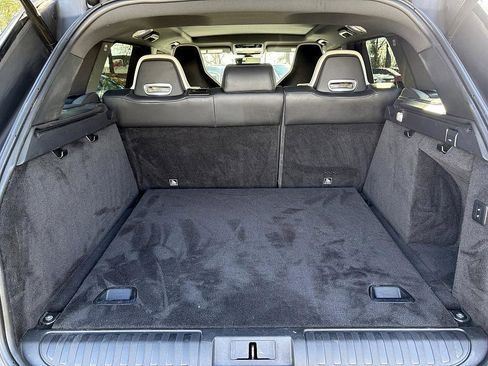 Used 2020 Land Rover Range Rover Sport SVR image 11