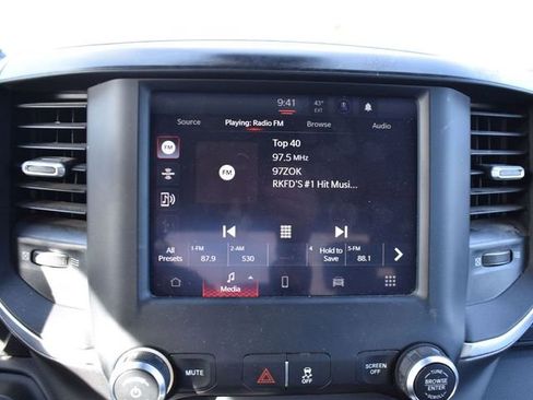 Used 2024 RAM 3500 Big Horn image 24