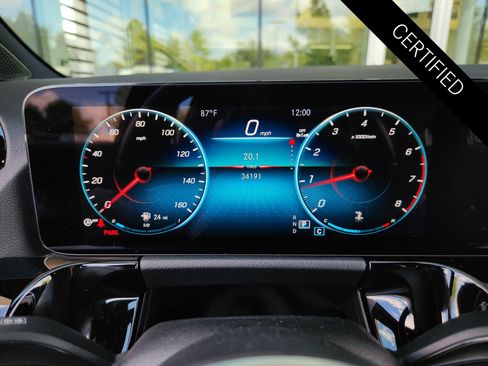 Certified 2023 Mercedes-Benz GLA 250 image 17
