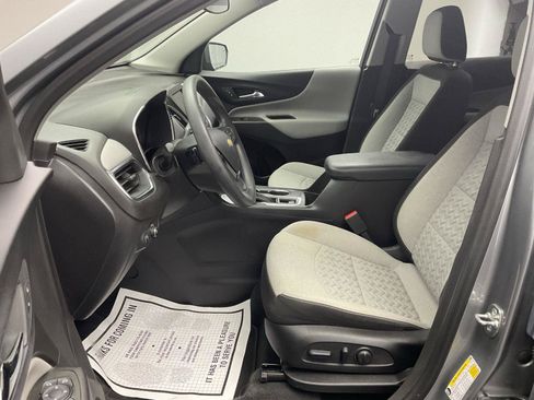 Certified 2024 Chevrolet Equinox LS w/ LS Convenience Package FWD image 12