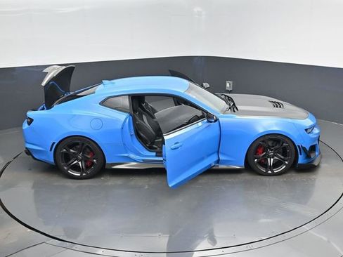 Used 2022 Chevrolet Camaro SS image 10