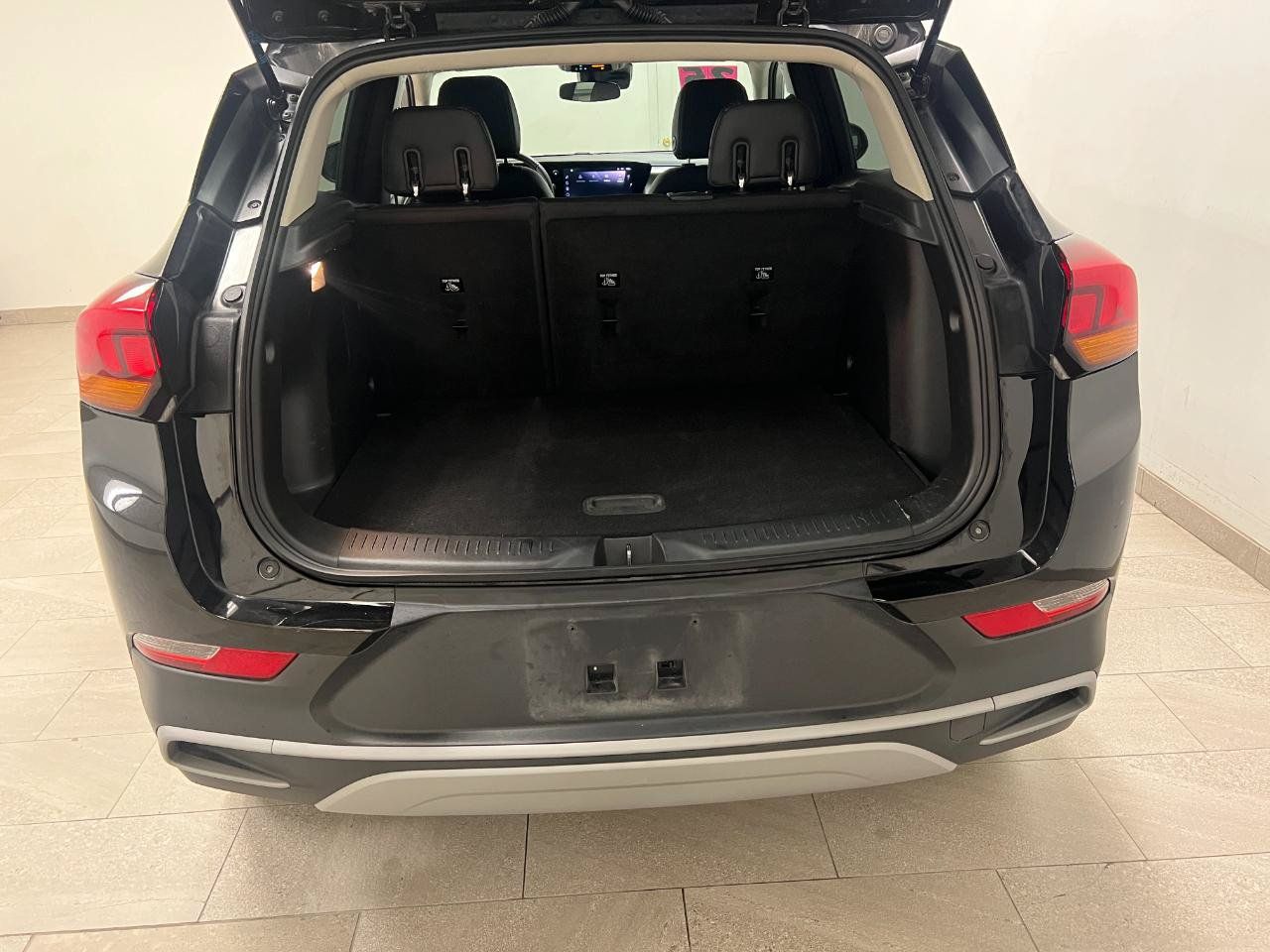 Used 2025 Buick Encore GX Preferred FWD image 20