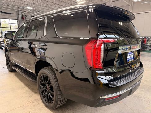Used 2024 GMC Yukon SLT w/ SLT Premium Package AWD/4WD image 5