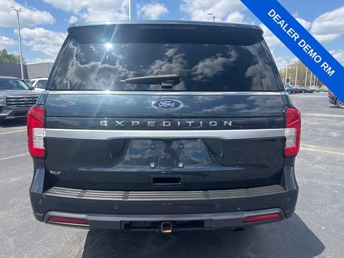 Used 2023 Ford Expedition XLT AWD/4WD image 7