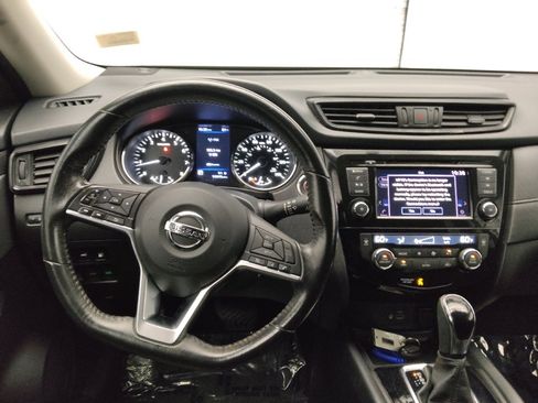 Used 2018 Nissan Rogue SV AWD/4WD image 22