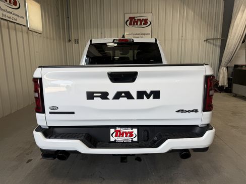 Used 2025 RAM 1500 Big Horn AWD/4WD image 4