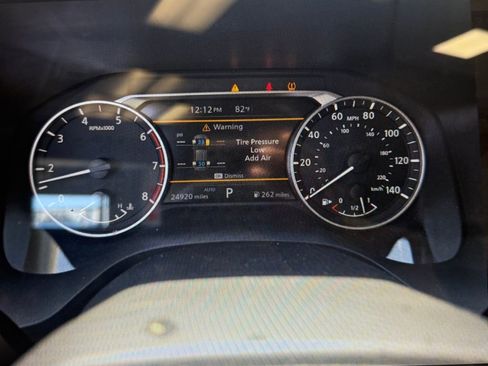 Used 2025 Nissan Rogue SV image 4