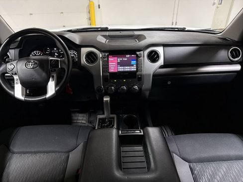 Used 2021 Toyota Tundra SR5 AWD/4WD image 10