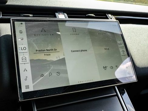 New 2026 Land Rover Range Rover Velar S AWD/4WD image 30