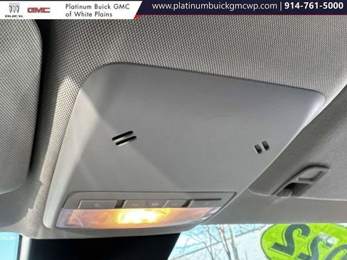 Used 2022 Buick Encore Preferred w/ Safety Package image 21