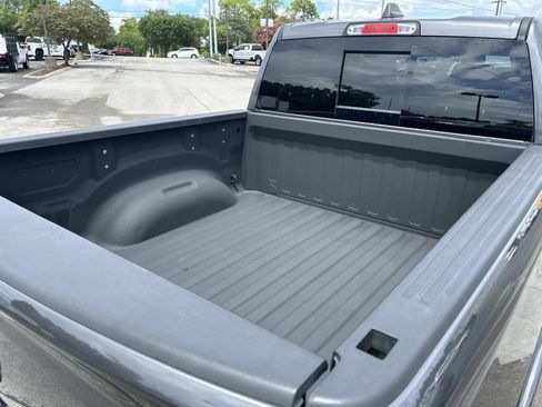 Used 2019 RAM 1500 Laramie w/ Sport Appearance Package AWD/4WD image 16