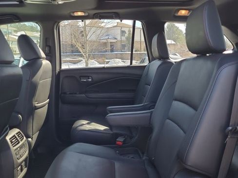 Used 2020 Honda Pilot Black Edition image 13