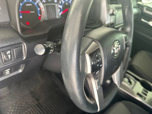 Used 2019 Toyota 4Runner SR5 Premium AWD/4WD image 19