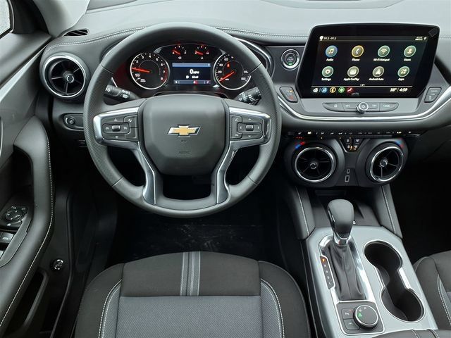 New 2026 Chevrolet Blazer LT w/ Convenience Package FWD image 6