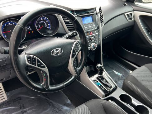 Used 2016 Hyundai Elantra GT w/ Option Group 02 image 10