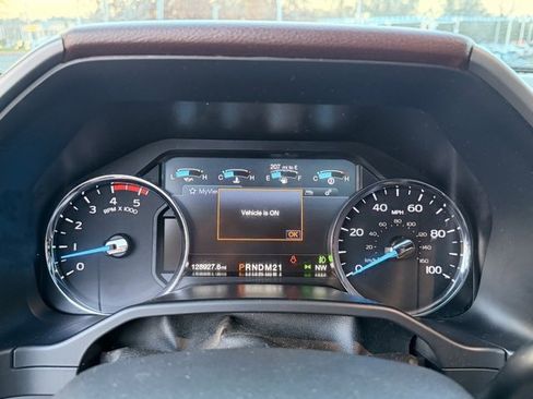 Used 2017 Ford F350 Platinum w/ Platinum Ultimate Package image 9