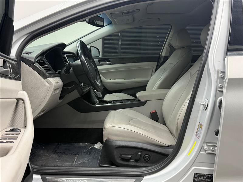 Used 2019 Hyundai Sonata Limited FWD image 8