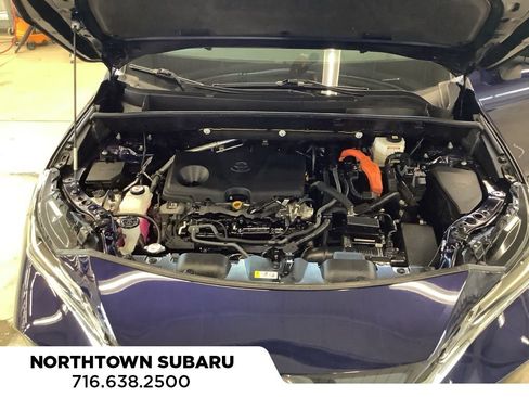 Used 2023 Toyota Venza Limited AWD/4WD image 16