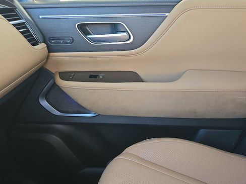 Certified 2025 INFINITI QX80 Sensory AWD/4WD image 28