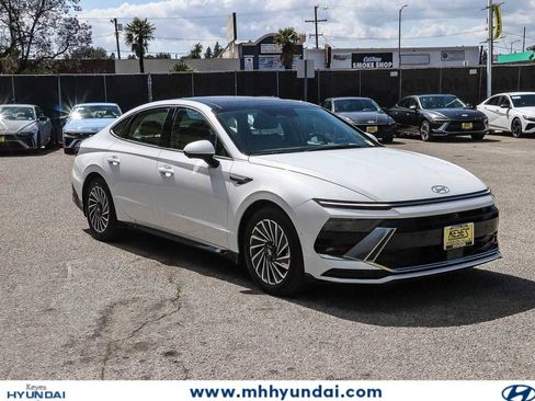New 2026 Hyundai Sonata Limited FWD image 5
