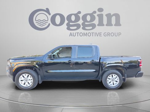 Used 2024 Nissan Frontier SV w/ SV Convenience Package RWD image 2