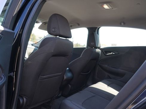 Used 2020 Chevrolet Malibu LS FWD image 18
