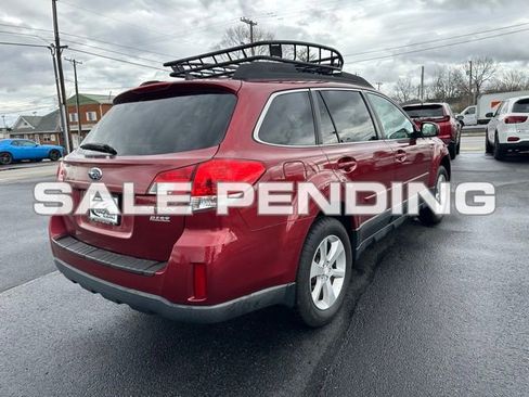 Used 2014 Subaru Outback 2.5i Premium w/ Moonroof Package image 7