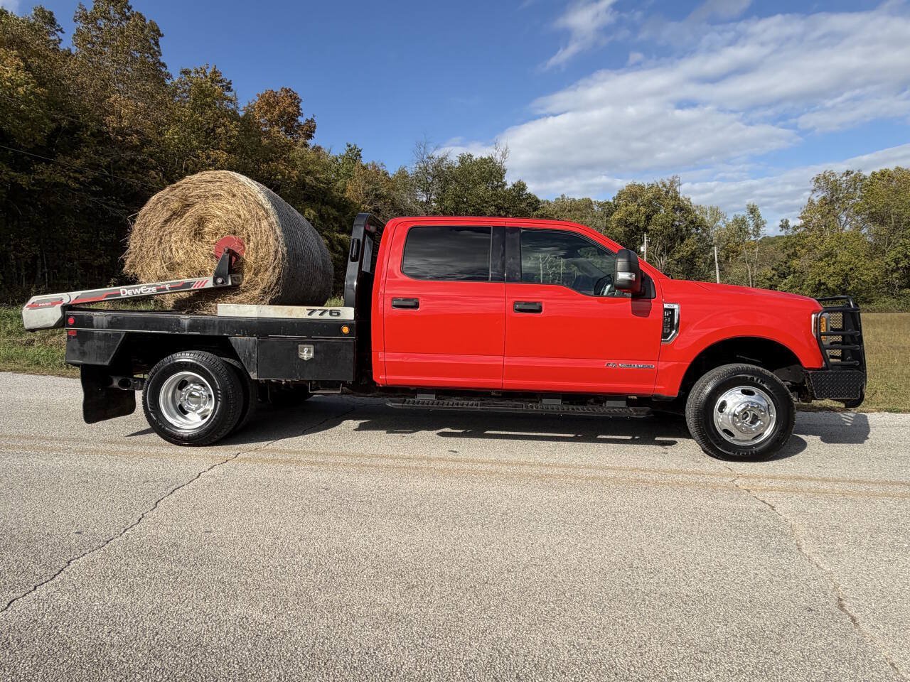 Used 2017 Ford F350 XLT w/ XLT Value Package AWD/4WD image 7
