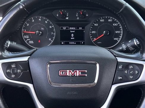 Used 2019 GMC Acadia SLE image 23