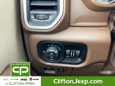 Used 2020 RAM 1500 Laramie image 24