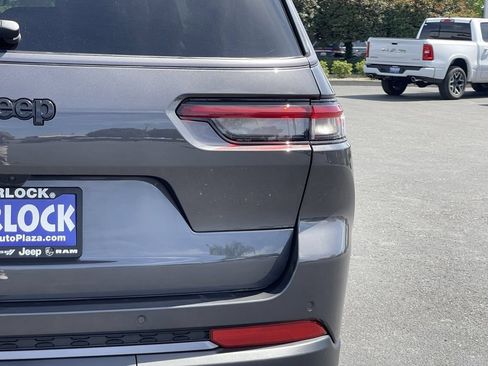New 2026 Jeep Grand Cherokee L 4WD image 9