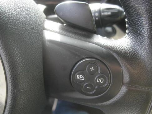 Used 2011 MINI Cooper Clubman S image 26