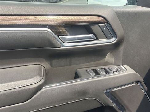 Certified 2024 Chevrolet Silverado 1500 RST AWD/4WD image 23
