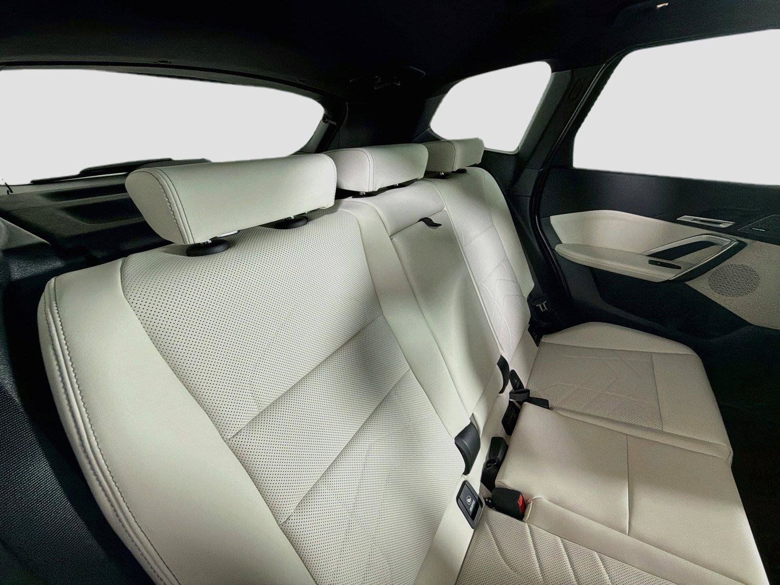 New 2027 BMW X1 xDrive28i AWD/4WD image 27