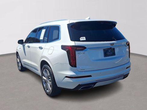 Certified 2023 Cadillac XT6 Premium Luxury w/ Technology Package AWD/4WD image 4