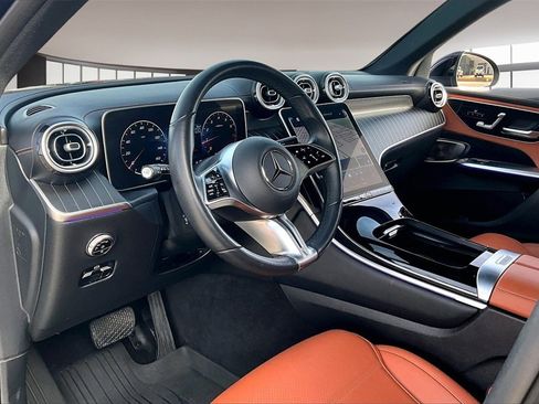 Used 2023 Mercedes-Benz GLC 300 4MATIC image 13