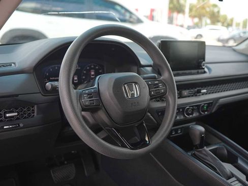 Used 2024 Honda Accord EX image 2