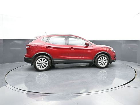 Certified 2022 Nissan Rogue Sport SV AWD/4WD image 4